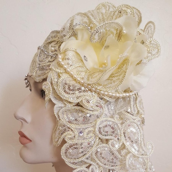 Gatsby 20\'s Silver Ivory Lace Crystal Head… main image 5